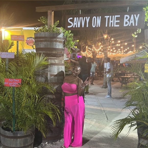 Meet your Posher, TamZ - Picture 3 of 4